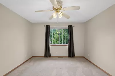 2407 Harvest Way, Chanhassen, MN 55317 - Photo 22