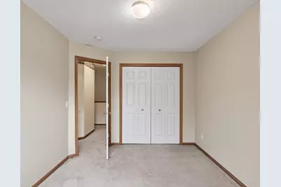 2407 Harvest Way, Chanhassen, MN 55317 - Photo 32