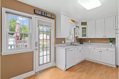 259 8th Avenue S, South Saint Paul, MN 55075 - Photo 6