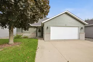27 Pine Tree Ct, Sartell, MN 56377 - Photo 2