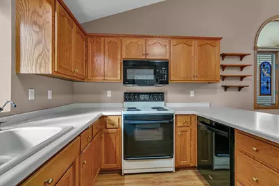 27 Pine Tree Court, Sartell, MN 56377 - Photo 10