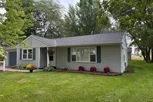 1128 Woodlawn Acres Dr, Saint Cloud, MN 56301 - Photo 2