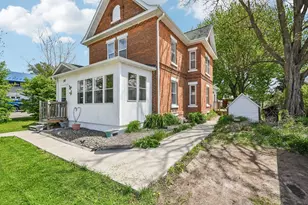 350 S Bremer Ave, Rush City, MN 55069 - Photo 1
