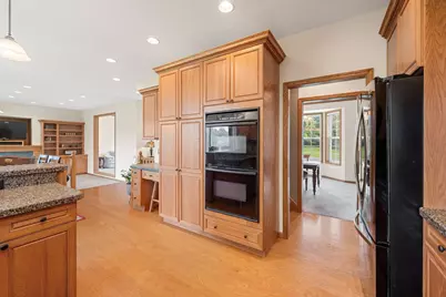 16381 Gunflint Trail, Lakeville, MN 55044 - Photo 20