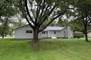 638 Pennsylvania Ave, Adrian, MN 56110 - Photo 12