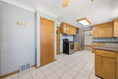 667 Wheelock Parkway W, Saint Paul, MN 55117 - Photo 8