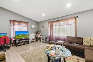 6900 Brunswick Ave N, Brooklyn Park, MN 55429 - Photo 10