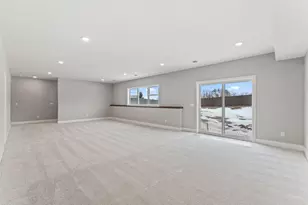 635 Parkside Ct, Eagan, MN 55123 - Photo 22