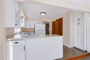 319 N Pearl St, River Falls, WI 54022 - Photo 14