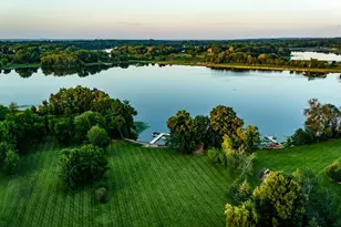 596 Hahn Dr, Shakopee, MN 55379 - Photo 100