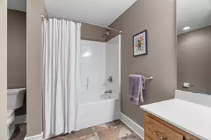 596 Hahn Dr, Shakopee, MN 55379 - Photo 76