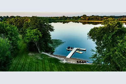 596 Hahn Drive, Shakopee, MN 55379 - Photo 4