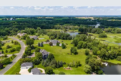 596 Hahn Drive, Shakopee, MN 55379 - Photo 98