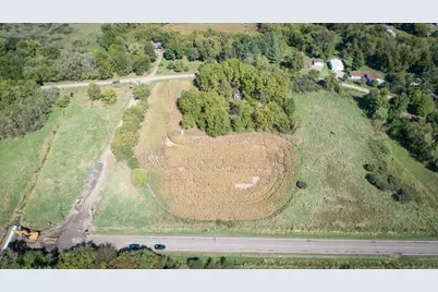 617 Central Drive E, Braham, MN 55006 - Photo 2