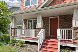 611 Whitall St, Saint Paul, MN 55130 - Photo 2