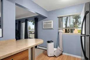 240 Wentworth Ave W, West Saint Paul, MN 55118 - Photo 20