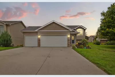104 Kingsmill Court, Mankato, MN 56001 - Photo 2