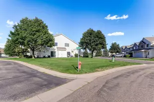 2481 Yellowstone Dr, Hastings, MN 55033 - Photo 32