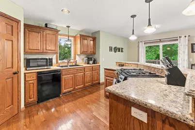 22048 Elston Avenue, Forest Lake, MN 55025 - Photo 8