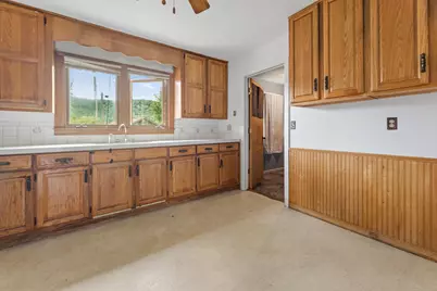 687 W Belleview Street, Winona, MN 55987 - Photo 6