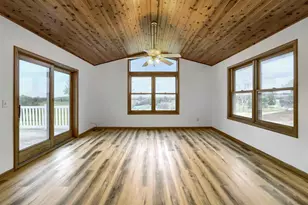7030 Dahlgren Rd, Chaska, MN 55318 - Photo 14