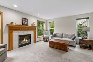 16721 Farrago Trail, Lakeville, MN 55024 - Photo 2