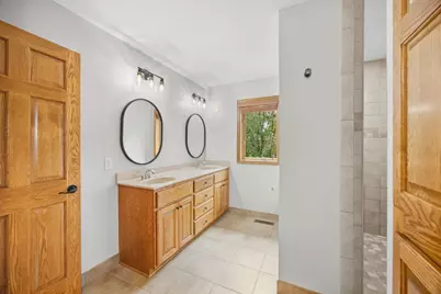 642 Woodland Way, Eagan, MN 55123 - Photo 56