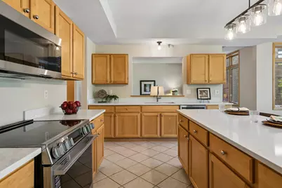 5555 Dewey Hill Road #202, Edina, MN 55439 - Photo 10