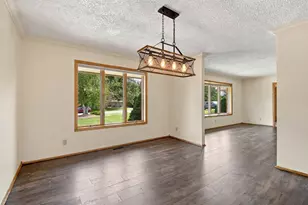 402 24th St SW, Austin, MN 55912 - Photo 20