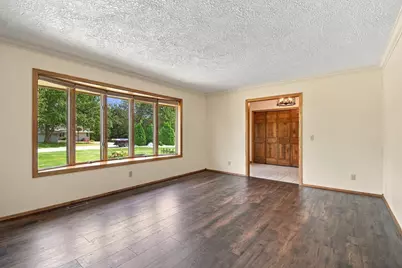 402 24th Street SW, Austin, MN 55912 - Photo 16