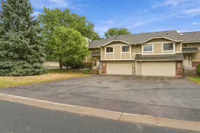 8414 Zinnia Lane N, Maple Grove, MN 55369 - Photo 2