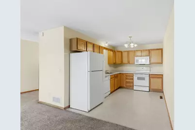 1587 County Road D E, Maplewood, MN 55109 - Photo 10