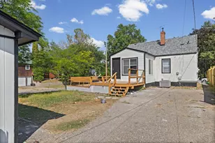 1660 Beech St, Saint Paul, MN 55106 - Photo 48
