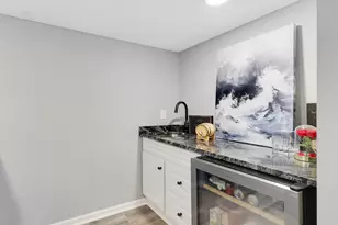 14104 Knollway Dr N, Minnetonka, MN 55305 - Photo 20