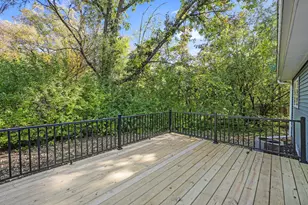 14104 Knollway Dr N, Minnetonka, MN 55305 - Photo 38