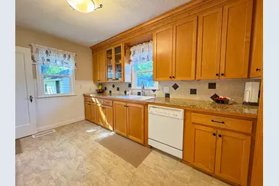 217 W Church Street, Fergus Falls, MN 56537 - Photo 8