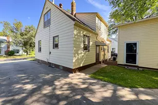 217 W Church St, Fergus Falls, MN 56537 - Photo 40