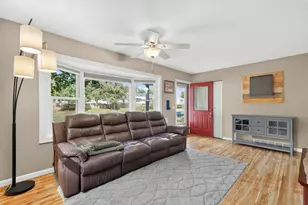 4651 3rd St NE, Fridley, MN 55421 - Photo 4