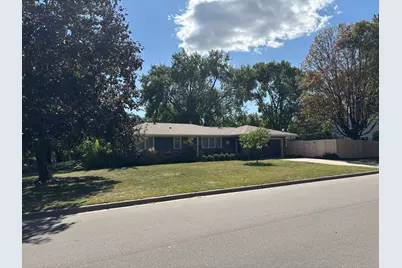 2508 34th Avenue NE, Saint Anthony, MN 55418 - Photo 2