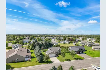 1207 6th Ave NW, Perham, MN 56573 - Photo 2
