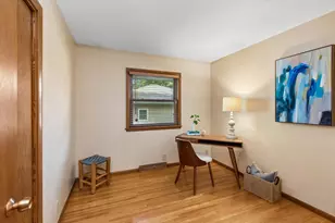 10218 Portland Ave S, Bloomington, MN 55420 - Photo 10