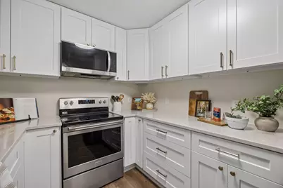 12621 Sherwood Place #C11, Minnetonka, MN 55305 - Photo 10