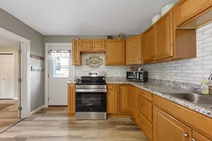 321 Oak St, Le Sueur, MN 56058 - Photo 10