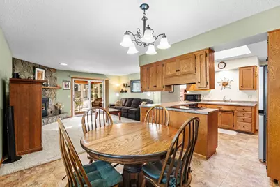 714 Lund Street N, Hudson, WI 54016 - Photo 2