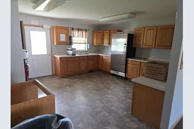 1806 E Lincoln Avenue, Montevideo, MN 56265 - Photo 10