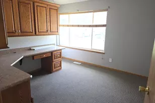 1806 E Lincoln Ave, Montevideo, MN 56265 - Photo 12