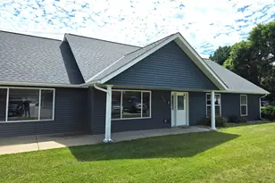 1806 E Lincoln Ave, Montevideo, MN 56265 - Photo 2