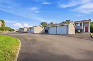 3271 Dodd Ln, Eagan, MN 55121 - Photo 18