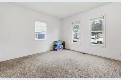 623 E Howard Street, Winona, MN 55987 - Photo 14