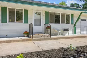 248 Galaxy Dr, Circle Pines, MN 55014 - Photo 6